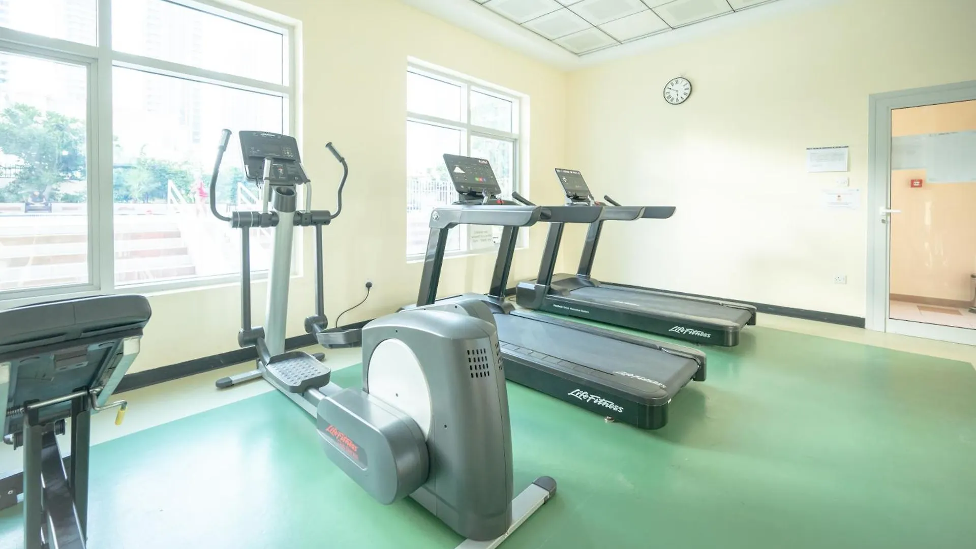 Apartment Luxurious 1-Br Apt In Active Dubai Marina United Arab Emirates