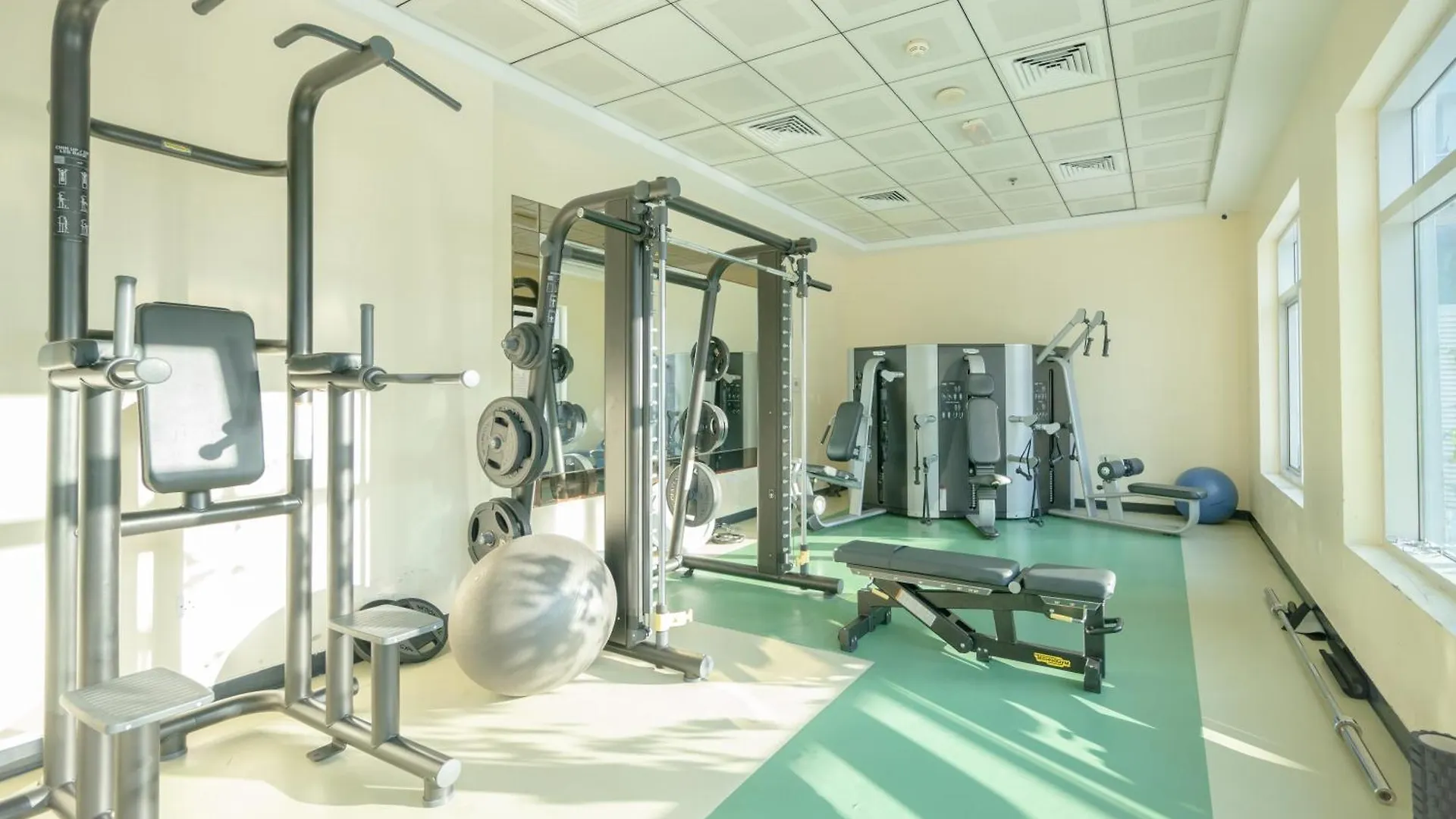 Luxurious 1-Br Apt In Active Dubai Marina Apartment