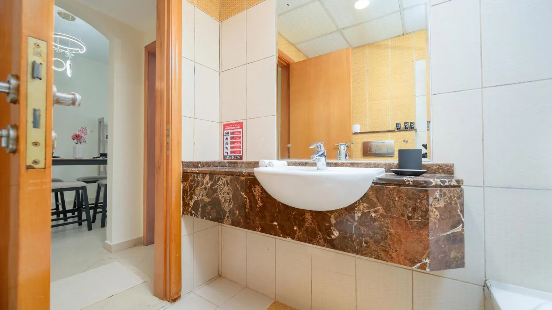 Apartment Luxurious 1-Br Apt In Active Dubai Marina United Arab Emirates